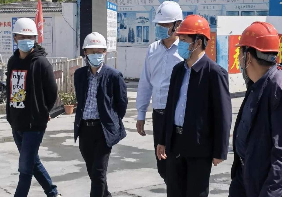 连云港市副市长朱兴波率队考察公司珑樾府项目安全生产工作